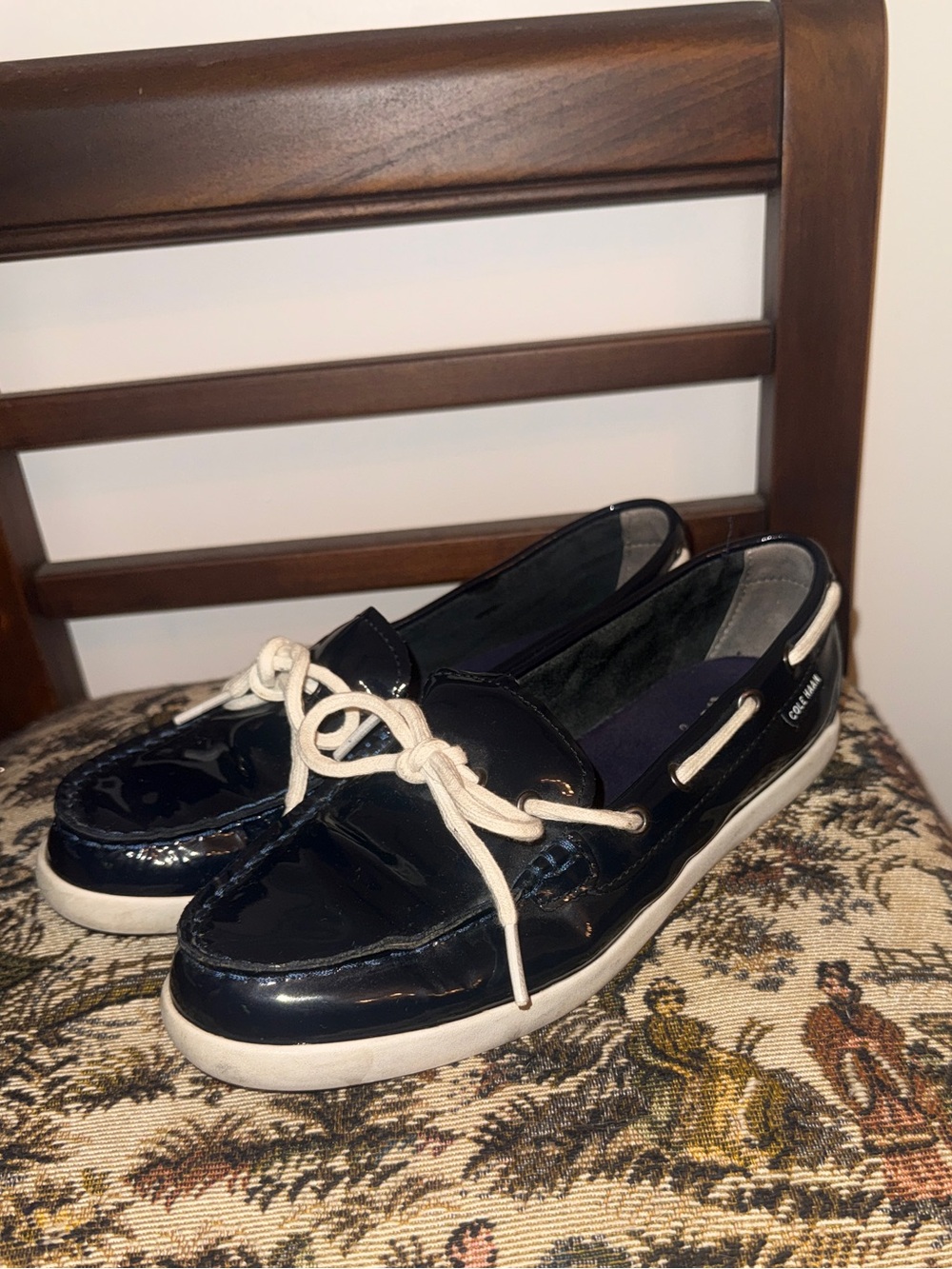 Cole Haan Nantucket Camp Moccasins Navy Patent Leather Boat Shoes Women’s 7.5B - Picture 5 of 12